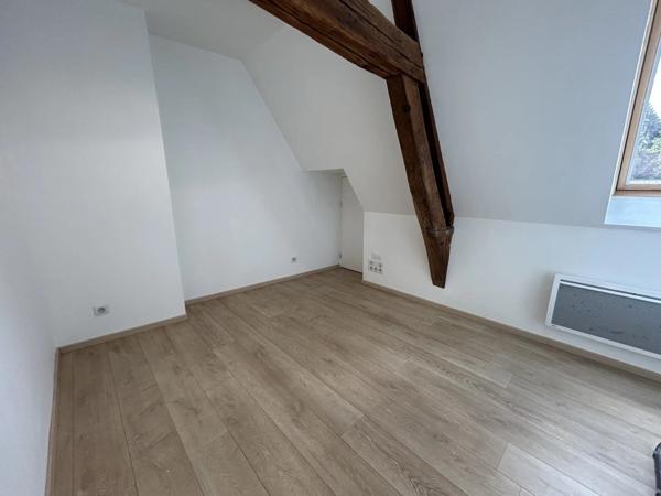 Location Appartement 5 pièces 82 m2 à Saint-Quentin