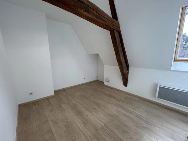 Location Appartement 5 pièces 82 m2 à Saint-Quentin