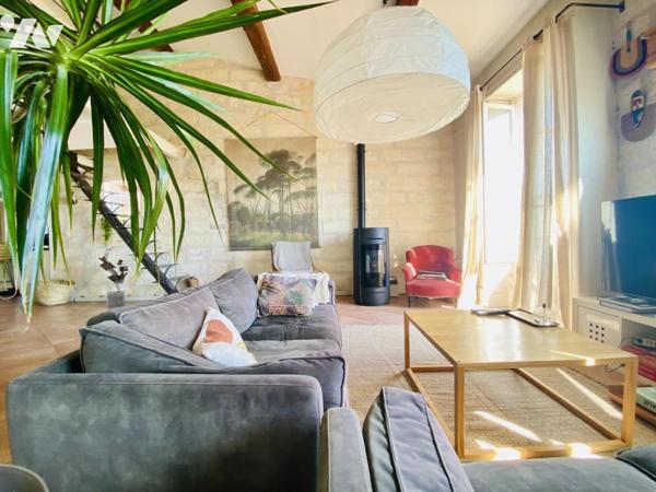 Appartement T3 de 85,50 m² carrez en plein de cœur de Castries avec vue imprenable