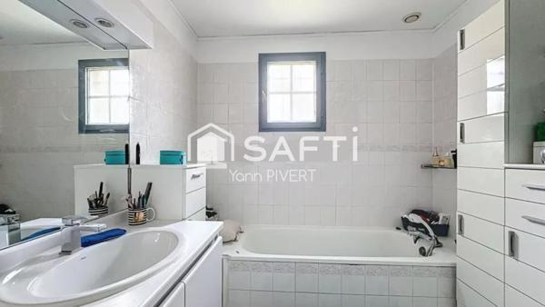 charmante maison centre ville Trilport, 10min de la gare à pied ( 30 min de Paris Est), proche toutes commodités