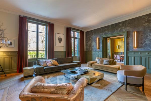 LYON 6ᵉ – PARC TÊTE D'OR | APPARTEMENT de 206 m2 - JARDIN PRIVATIF - GARAGES