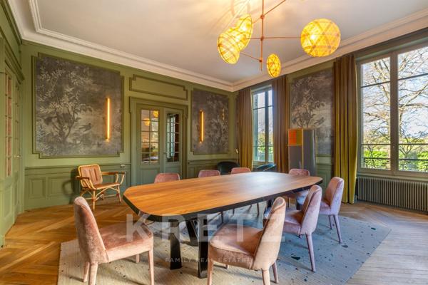 LYON 6ᵉ – PARC TÊTE D'OR | APPARTEMENT de 206 m2 - JARDIN PRIVATIF - GARAGES