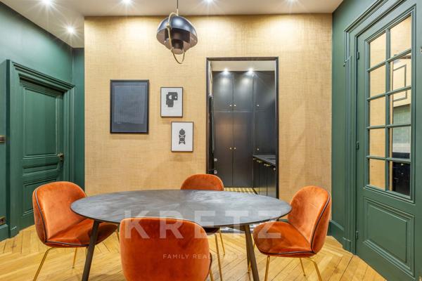 LYON 6ᵉ – PARC TÊTE D'OR | APPARTEMENT de 206 m2 - JARDIN PRIVATIF - GARAGES