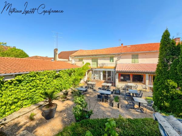 Dpt Dordogne (24), à vendre NÉGRONDES grande maison 10 chambres et grands espaces intérieurs TERRAIN 1118 M²