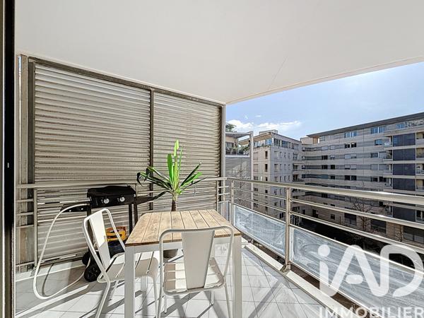 Location appartement 2 pièces 50 m² Montpellier
