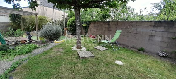 Maison familiale dans le bourg de Lauzach