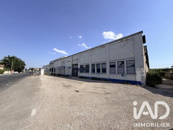 Murs commerciaux  à vendre 2 200 m² Avignon