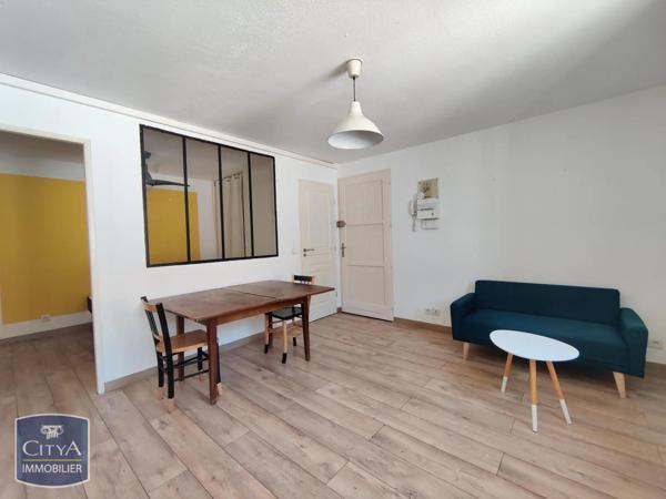 Appartement à louer 1 pièce Nîmes (30900)