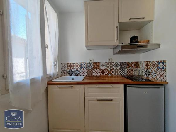 Appartement à louer 1 pièce Nîmes (30900)