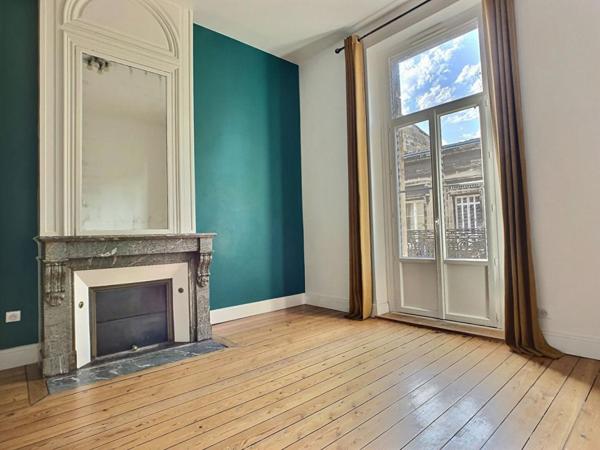 Vente T3 70m2 BORDEAUX (33000)