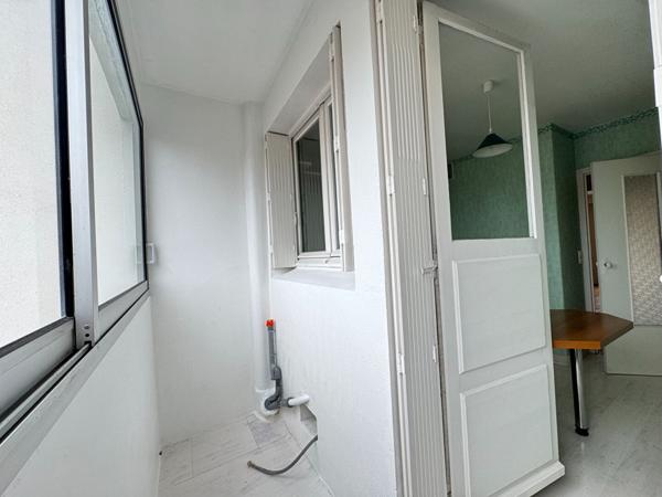 Appartement ZOLA-3 pièces-60m2-2 chambres-Balcon-Cave-Stationnement,  
Nantes 44100