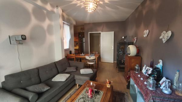 À vendre :  Investisseur Appartement T2 avec garage à Bourg-en-Bresse quartier gare
