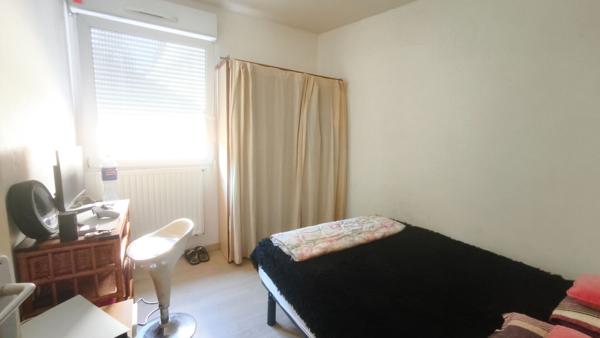À vendre :  Investisseur Appartement T2 avec garage à Bourg-en-Bresse quartier gare