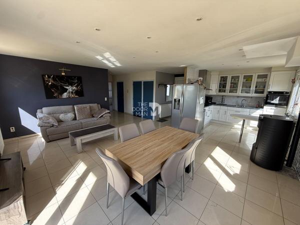 Maison - À vendre - 82 m² - HAUTE-AMANCE | The Door Man