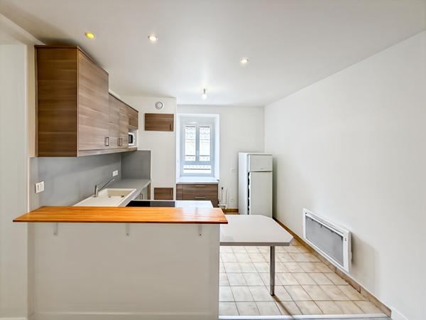 Appartement Saint Fargeau Ponthierry 3 pièce(s) cave et parking