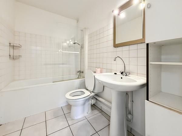 Appartement Saint Fargeau Ponthierry 3 pièce(s) cave et parking