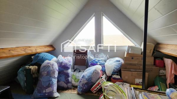 Maison individuelle avec garage dans lotissement calme, quartier des Bruyères, proche forêt.