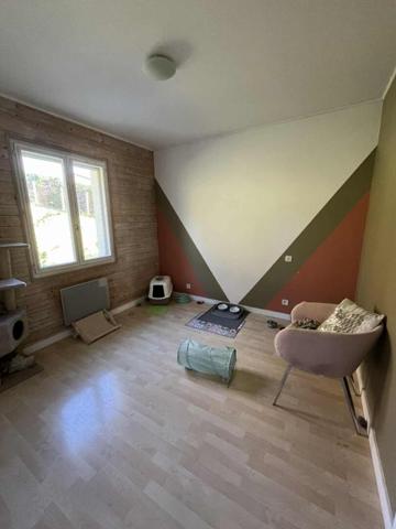 Maison Château L'Evêque 130 m2 avec garage et jardin