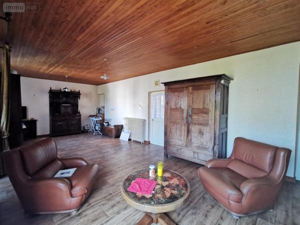 Maison à vendre à La Roche-Jaudy dans les Côtes-d'Armor (22450), ref : 22102-2030