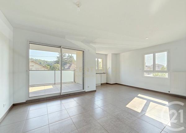 Appartement F3 à vendre  3 pièces - 64,44 m 2   BOURGOIN JALLIEU  - 38