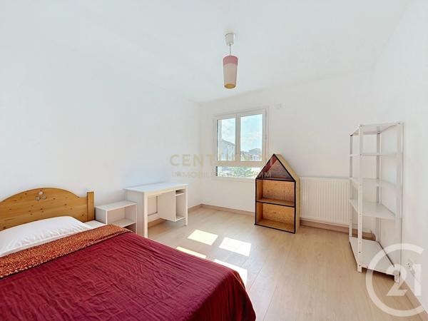 Appartement F3 à vendre  3 pièces - 64,44 m 2   BOURGOIN JALLIEU  - 38