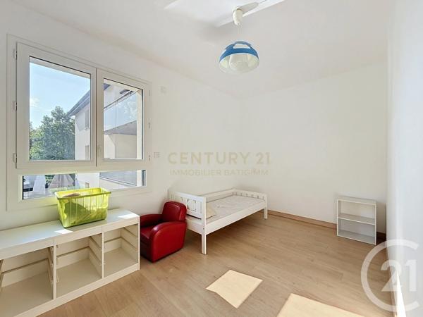 Appartement F3 à vendre  3 pièces - 64,44 m 2   BOURGOIN JALLIEU  - 38