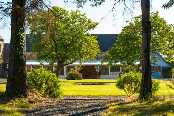 Manoir proche Penvenan  630 m2, 17 pièces, 12 chambres