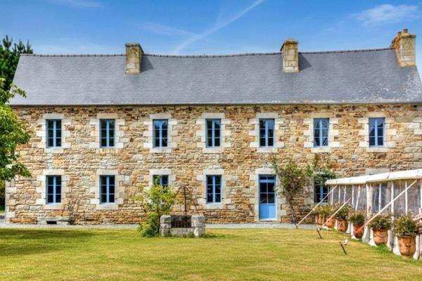 Manoir proche Penvenan  630 m2, 17 pièces, 12 chambres
