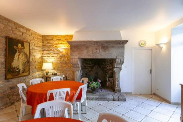 Manoir proche Penvenan  630 m2, 17 pièces, 12 chambres