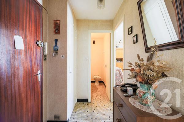 Appartement F2 à vendre  2 pièces - 40 m 2   GRENOBLE  - 38