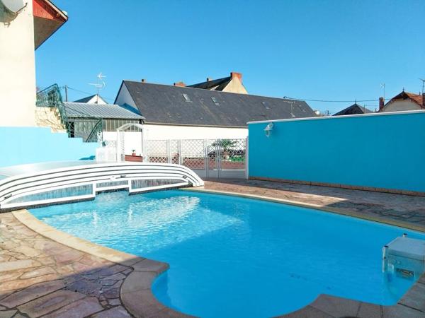 ENSEMBLE IMMOBILIER VILLEFRANCHE SUR CHER