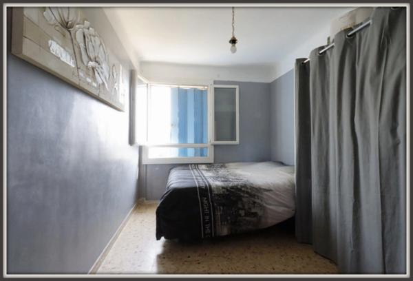 Dpt Bouches du Rhône (13), à vendre appartement T5 avec grand balcon