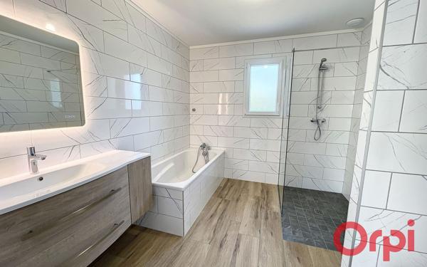 Maison à louer    5 pièces •  Laigné-en-Belin