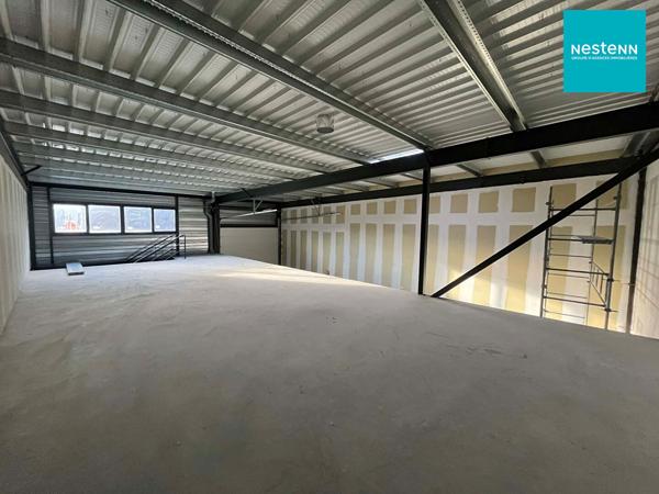 À louer : Local commercial / artisanal brut (neuf) - Andrézieux-Bouthéon !