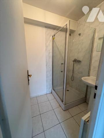 Maison 5 pièces - 2004 Lotissement calme proche bourg  - 4 Km de la mer