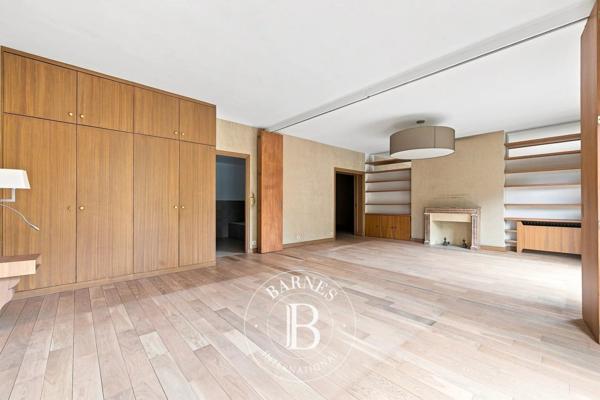 Paris 8ème, Appartement 1 Chambre -  91 m² à vendre