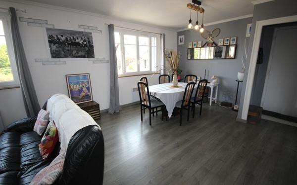 Appartement à vendre    3 pièces • 64 m2 Pau