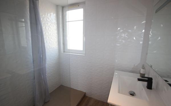 Appartement à vendre    3 pièces • 64 m2 Pau