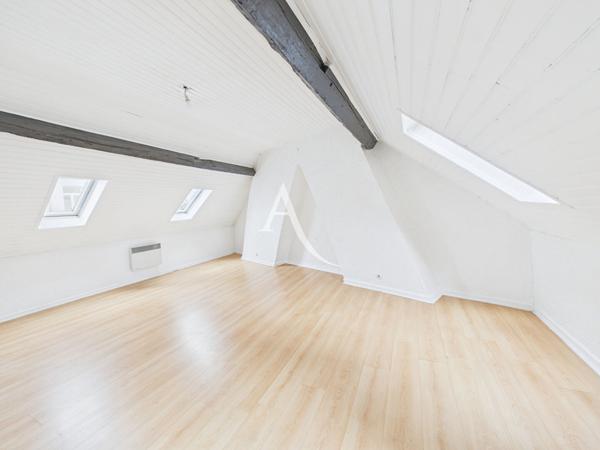 Appartement Lille 2 pièce(s) en Duplex - Quartier Sébastopol