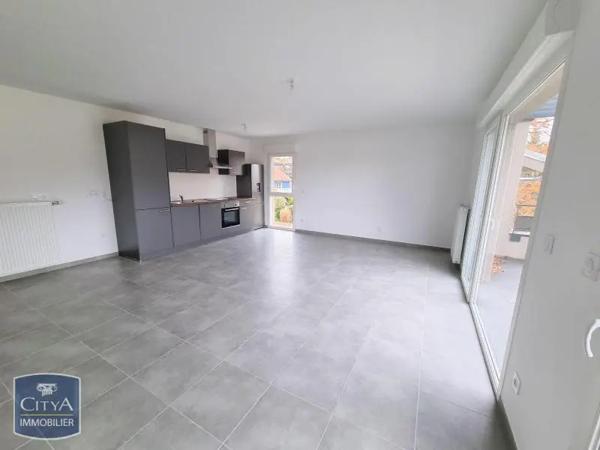 Appartement à louer 4 pièces 86.02m²