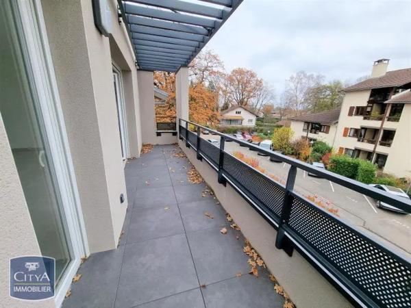 Appartement à louer 4 pièces 86.02m²