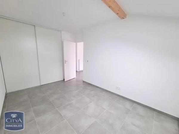 Appartement à louer 4 pièces 86.02m²