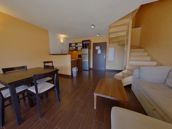 04850 JAUSIERS TYPE 3 EN DUPLEX - TERRASSE - PARKING PRIVATIF