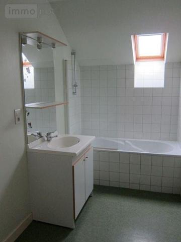 Maison à louer à Neuvic en Corrèze (19160), ref : UL 163