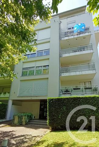 Appartement F2 à vendre  2 pièces - 53,60 m 2   CHAMBERY  - 73