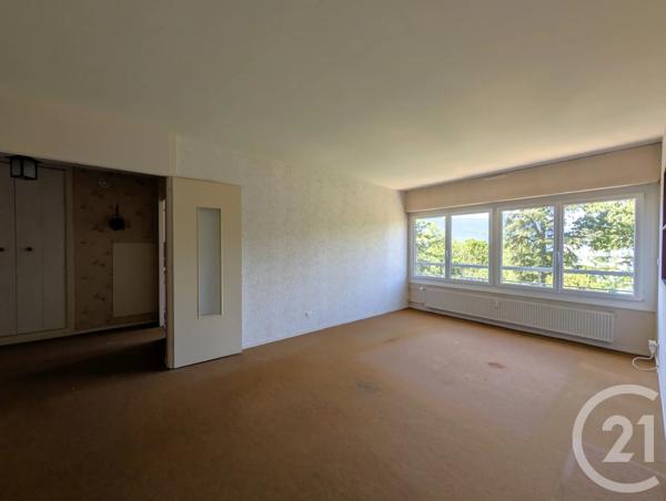 Appartement F2 à vendre  2 pièces - 53,60 m 2   CHAMBERY  - 73