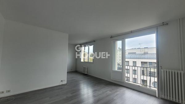 BOIS COLOMBES, MAIRIE/ 3 P. 57,50 m² avec BALCON