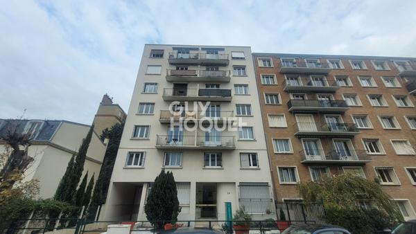 BOIS COLOMBES, MAIRIE/ 3 P. 57,50 m² avec BALCON