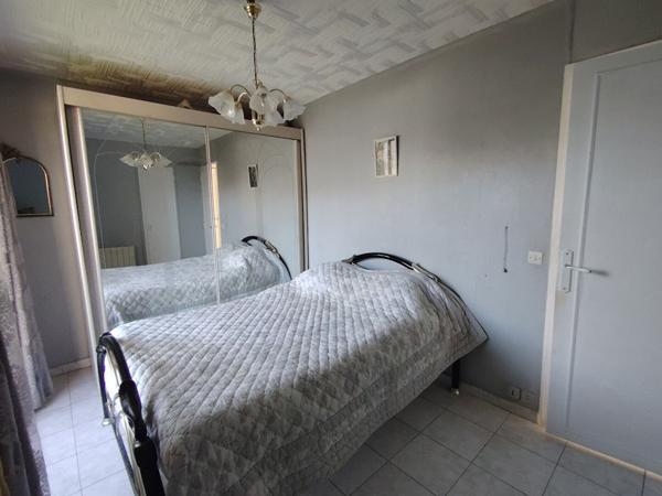 A VENDRE APPARTEMENT TYPE 3 3 PIECES 13014 MARSEILLE CANET BALCON CAVE PARKING