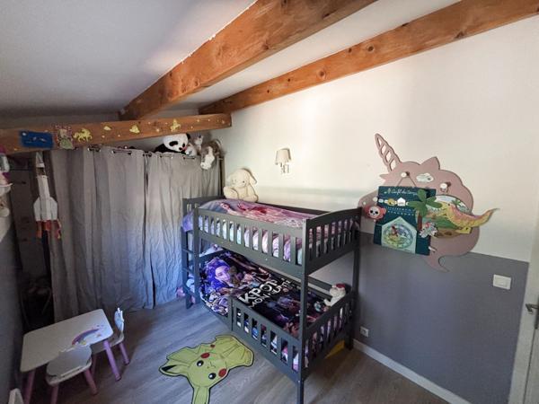 Gardanne - Maison rénovée 3 pièces - 70 m2 - terrasse couverte - jardin - stationnement